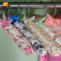 ORZ 20PCS/Pack High Quality Sponge Silk Satin Cloth Hangers Colorful Wooden Clothes Hanger Holder Storage Rack