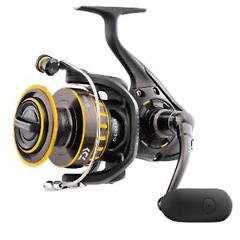 Daiwa BG Saltwater Spinning Reel-BG4500 Medium Heavy