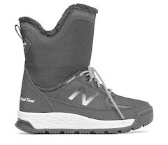 New Balance Women's Fresh Foam 2100 Boot Shoes Black with White