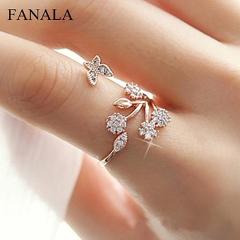 New Women Fashion Casual Butterfly Flower Jewelry Charm Wedding Open Ring Butterfly Artificial Crystal Silver Golden