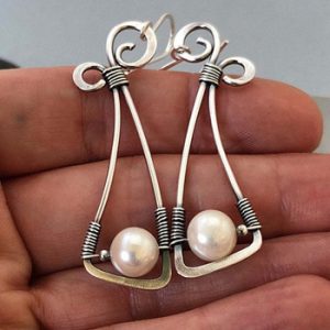 Boho Tribal White Pearl Dangle Earrings for Women Vintage Silver Color Metal Geometric Spiral Long Drop Earrings Brincos