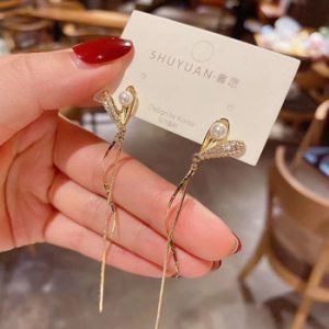 S925 Needle Korean temperament sweet love earrings single chain twist bar white pearls dangle earrings women jewelry