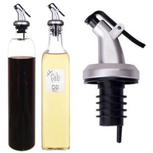 Oilve Oil Sprayer Plastic Oil Bottle Stopper for Seal Leakproof Oil Bottle Nozzle Liquor Wine/ Sauce/ Oil Spray Dispenser