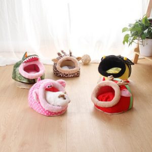 Creative Warm Small Pet House Soft Guinea Pig Hamster Hedgehog Squirrel Nest Kawaii Cartoon Shape Pet Bed Small-Animal-Supplies