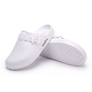 New Surgical Shoes Men Women Operating Room Slippers Surgical Work Shoes Non-slip Slippers Summer SPA Beauty Salon Shoes