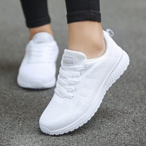 2021 Spring Women Shoes Flats Lady Fashion Casual Breathable Sneakers Mesh Running Shoes Women Sport Flat Platform Plus Size