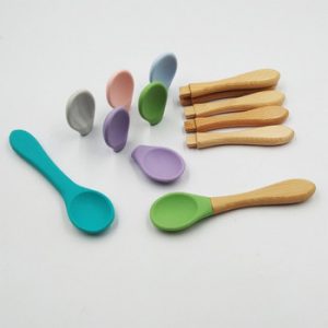 Wooden Handle Silicone Baby Spoon Bpa Free Self-Feeding Spoon For Baby Accessories Toddler Tableware