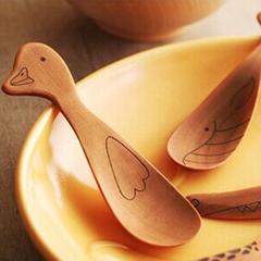 1PC Cartoon Animal Wooden Mini Spoon Hippo Duck Whale Kitchen Eco-friendly Baby Children Cream Spoons Tableware